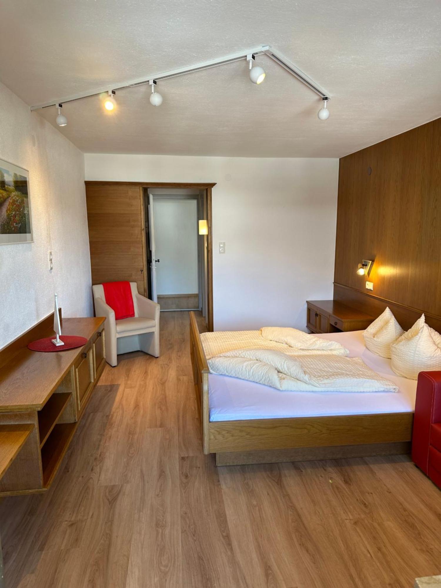 Appartements Dobler - S'Zischgn Arzl im Pitztal Buitenkant foto