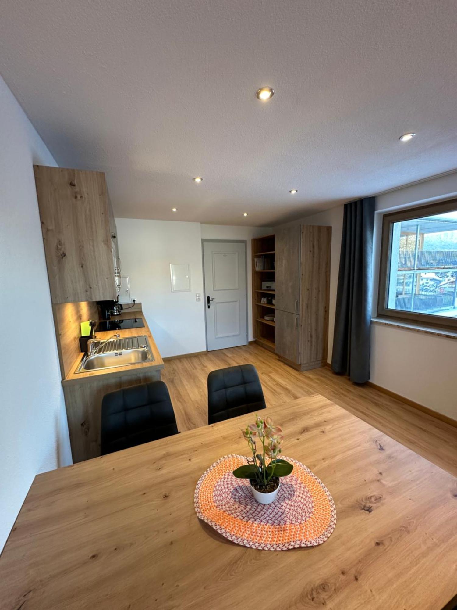 Appartements Dobler - S'Zischgn Arzl im Pitztal Buitenkant foto