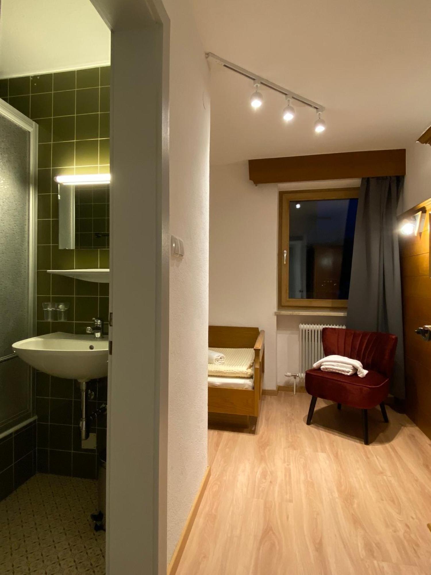 Appartements Dobler - S'Zischgn Arzl im Pitztal Buitenkant foto